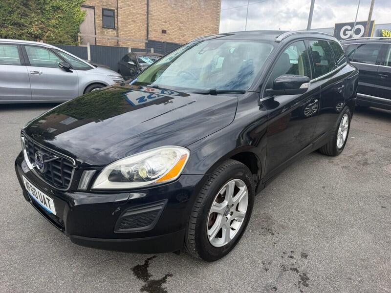Volvo XC60 view 5
