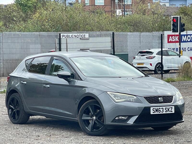 SEAT Leon — photo 1