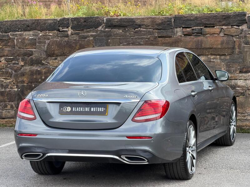 Mercedes-Benz E-Class view 7