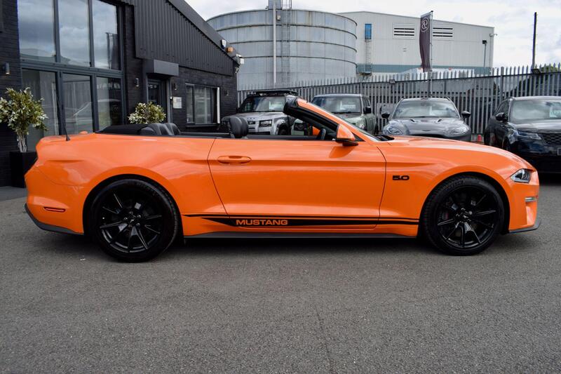 Ford Mustang view 5