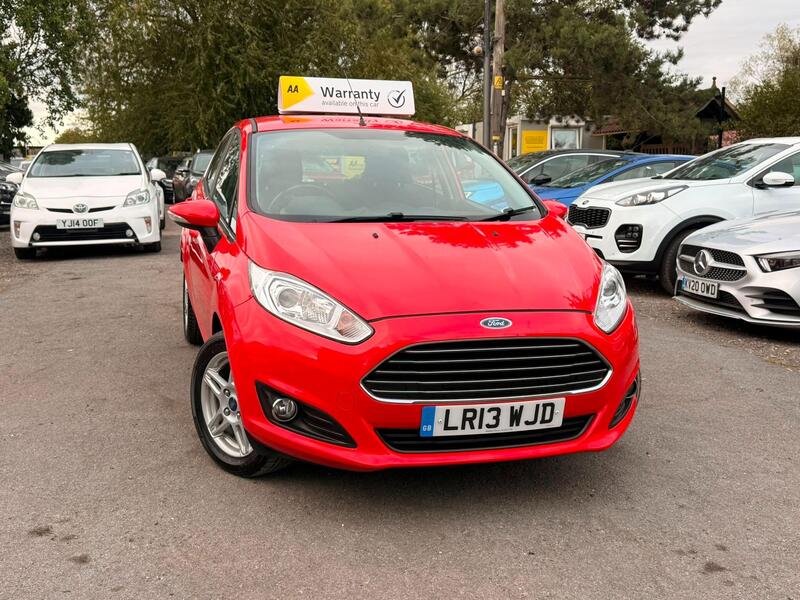 2013 Ford Fiesta 1.0 Zetec Euro 5 (s/s) 5dr photo 2