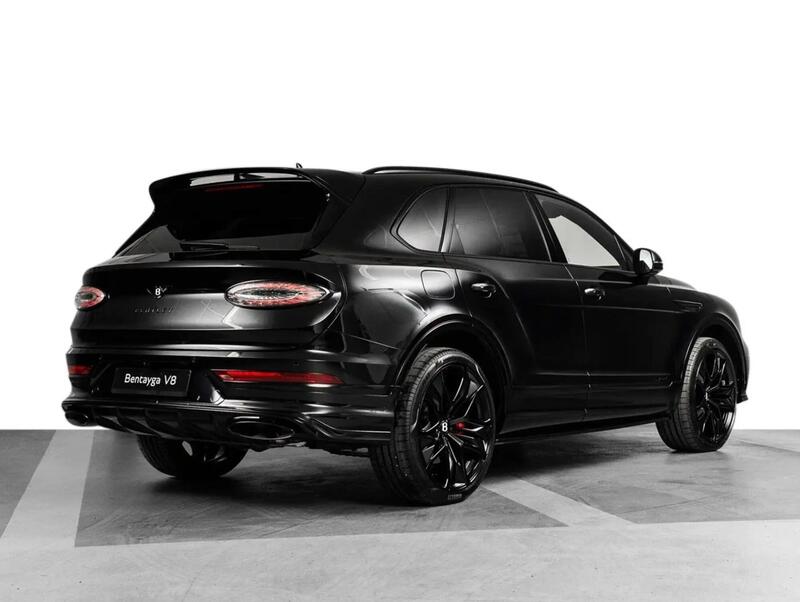 Bentley Bentayga view 5