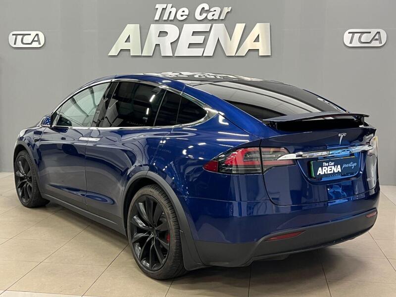 Tesla Model X view 7