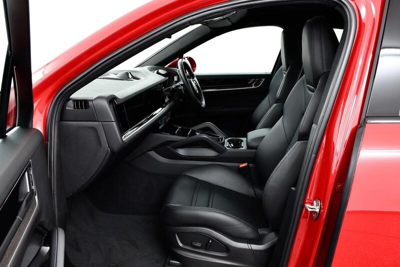 Porsche Cayenne view 2
