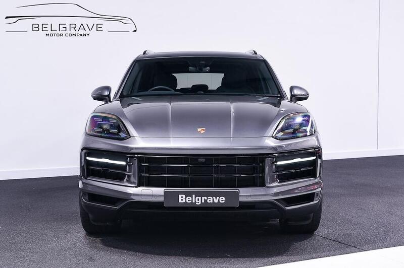 Porsche Cayenne view 5