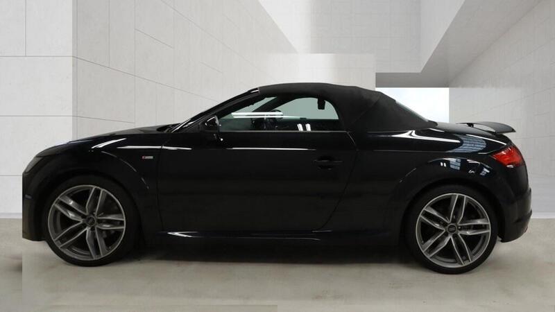 Audi TT view 6