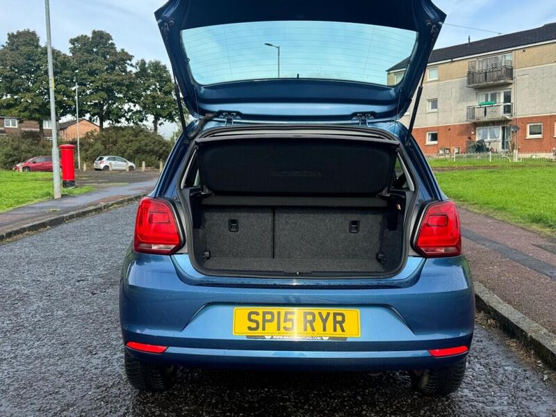 Volkswagen Polo view 5