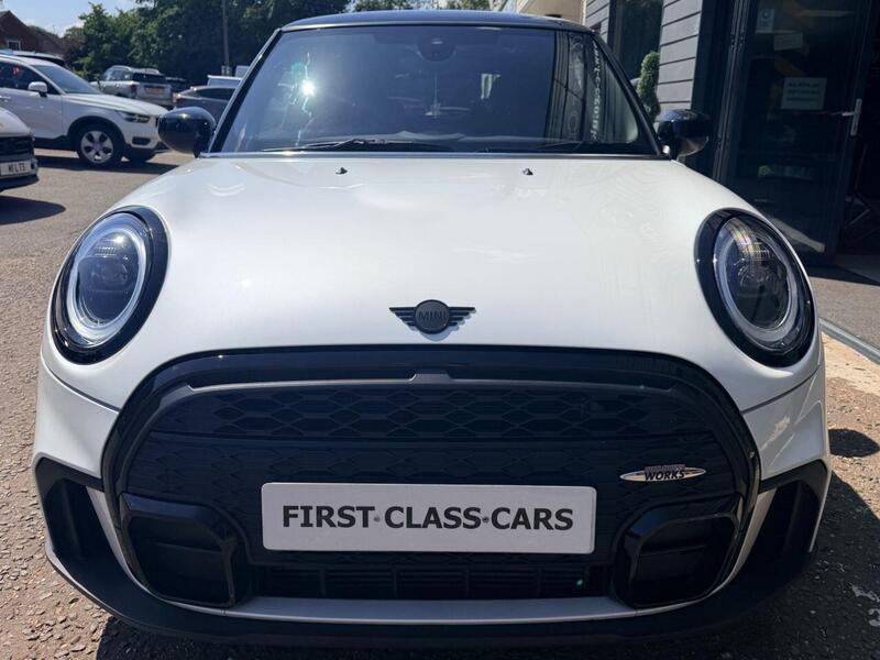 Mini Cooper view 6