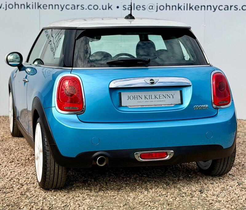 Mini Cooper view 4