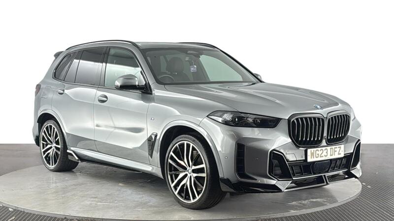 BMW X5 view 2