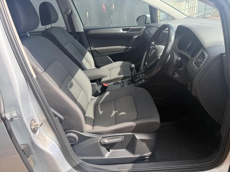 Volkswagen Golf Sportsvan view 7