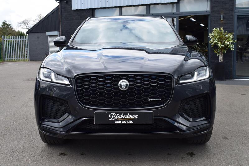 Jaguar F-Pace view 2