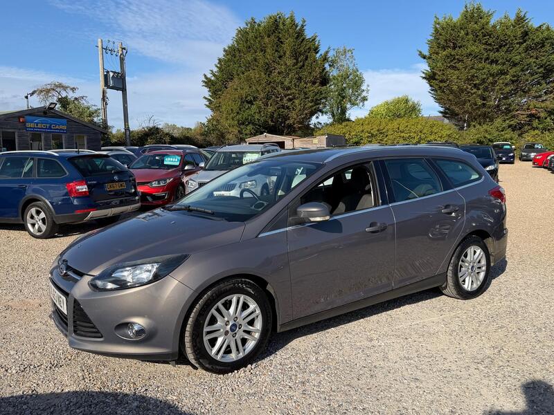 Ford Focus view 5