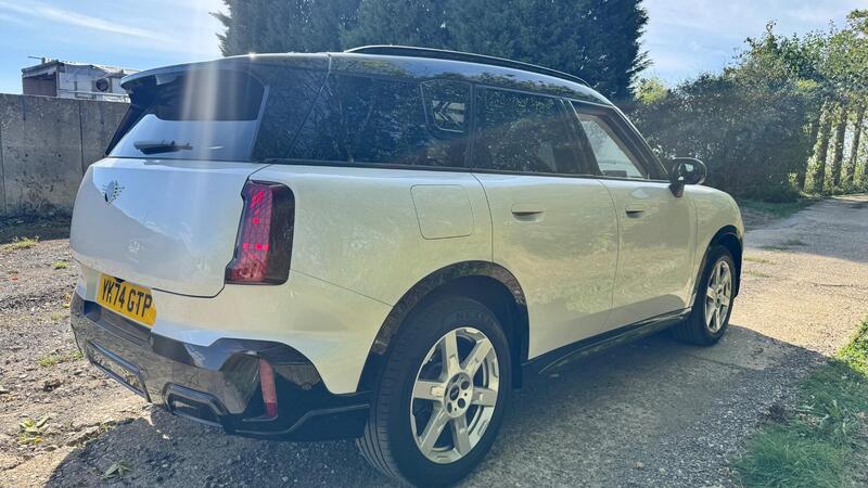 2025 MINI Countryman — photo 10
