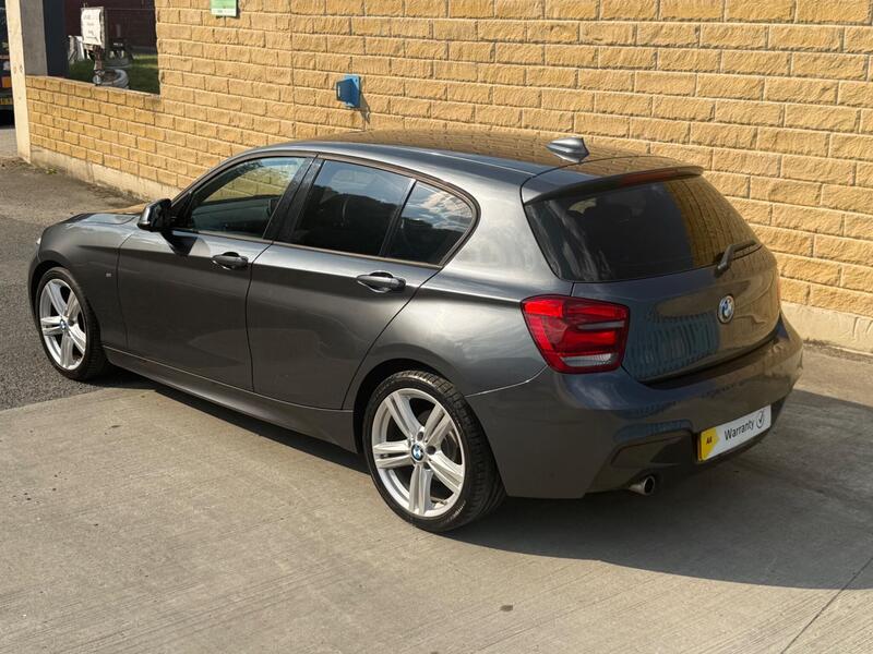 BMW 1 Series view 3
