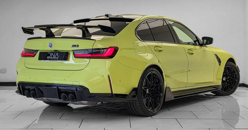 BMW M3 view 3