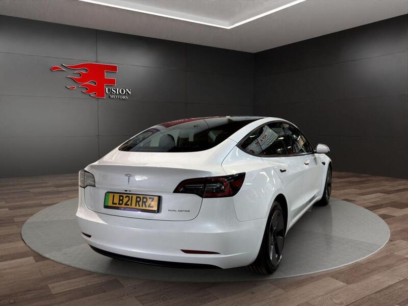 Tesla Model 3 view 6