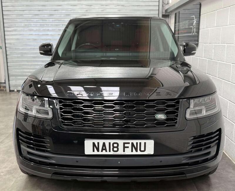 Land Rover Range Rover view 2