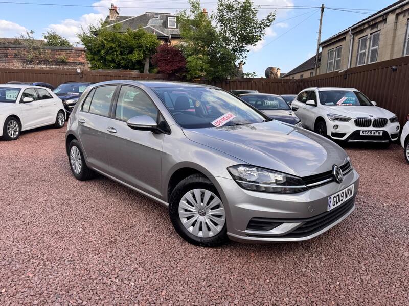 Volkswagen Golf main image