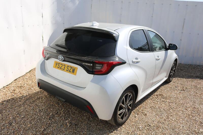 Toyota Yaris view 6