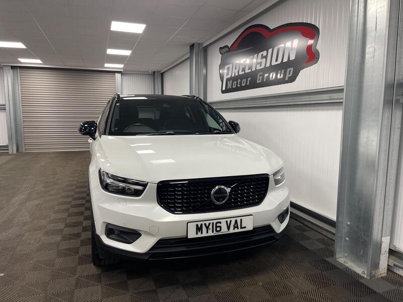 Volvo XC40 view 7