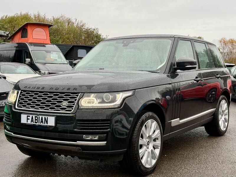 Land Rover Range Rover view 3