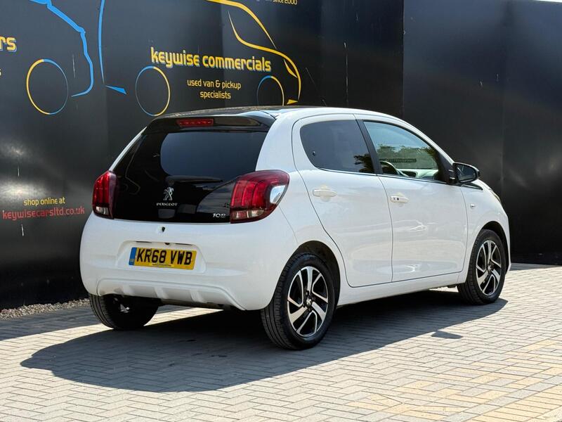 Peugeot 108 view 5