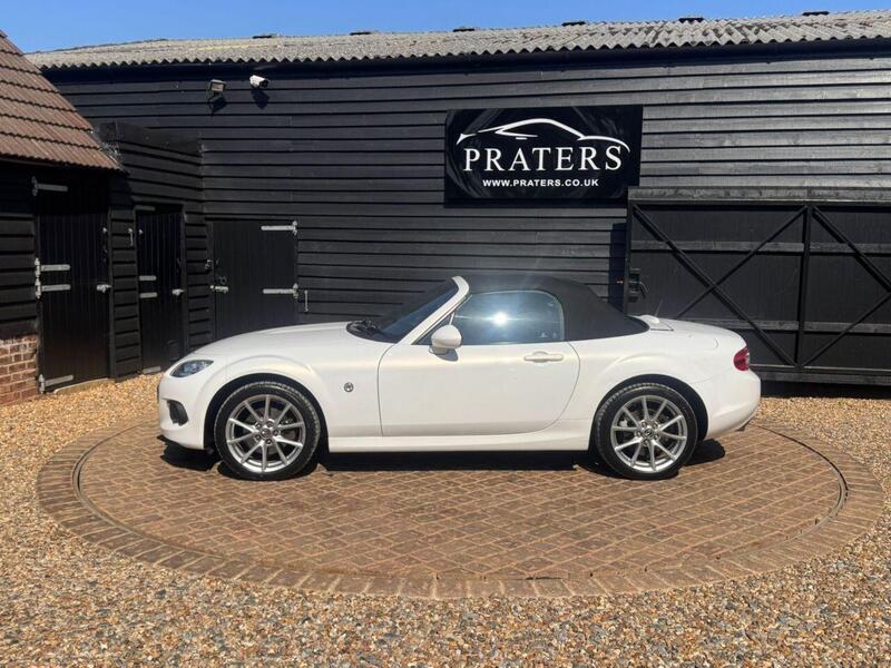 Mazda MX-5 view 6
