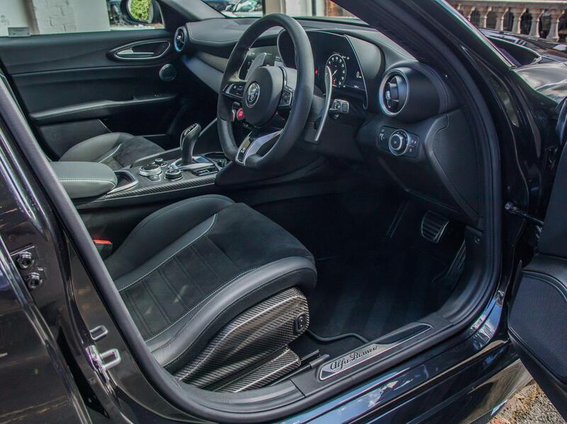 Alfa Romeo Giulia view 3