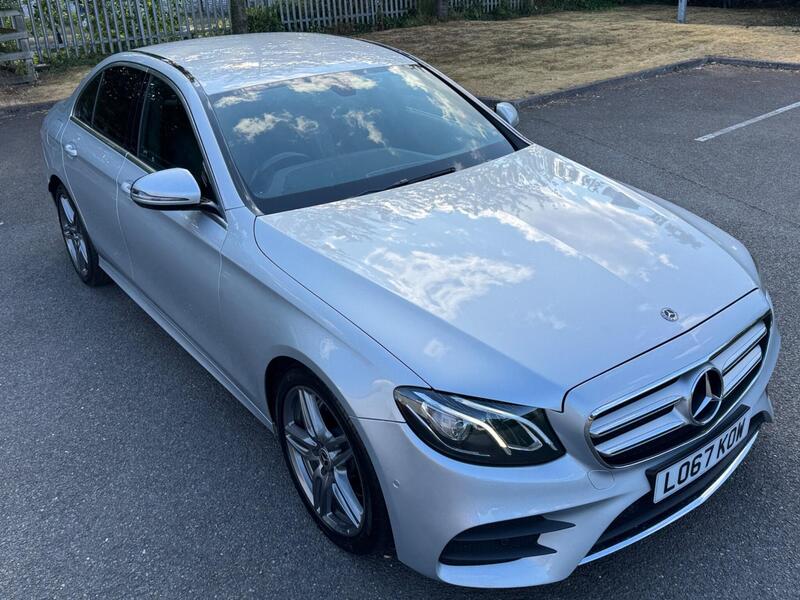 Mercedes-Benz E Class view 3