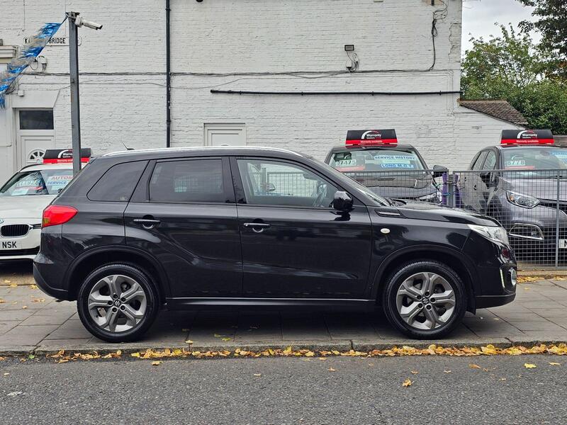 Suzuki Vitara view 2