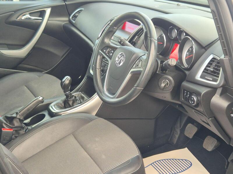 Vauxhall Astra view 7