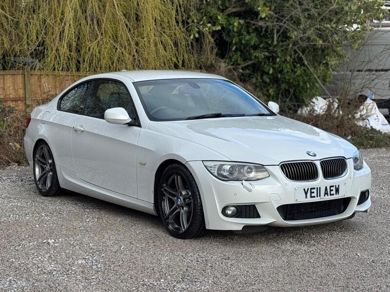 BMW 3 Series view 3