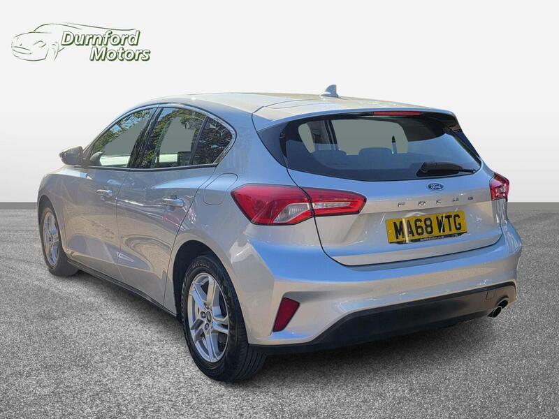 Ford Focus view 6