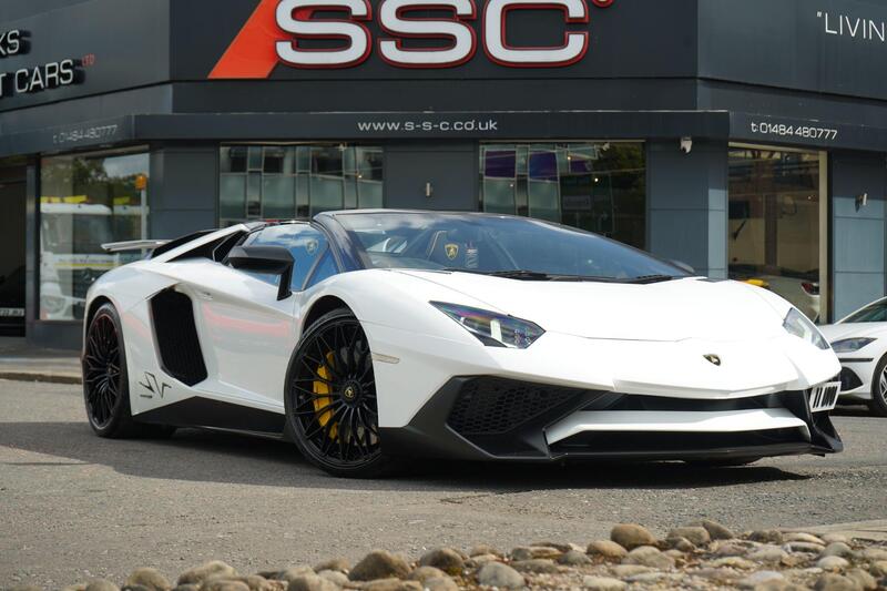 Lamborghini Aventador view 4
