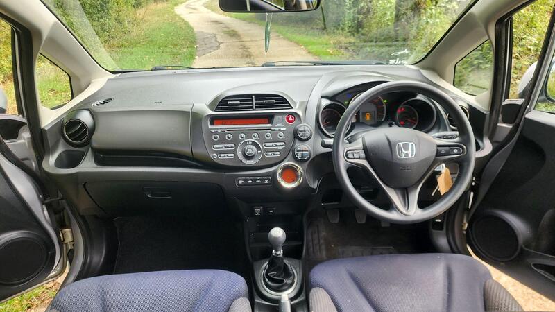 2013 Honda Jazz — photo 26