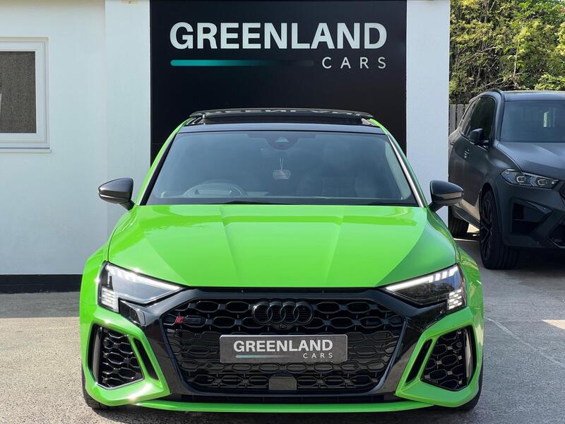 Audi Audi RS3 view 3