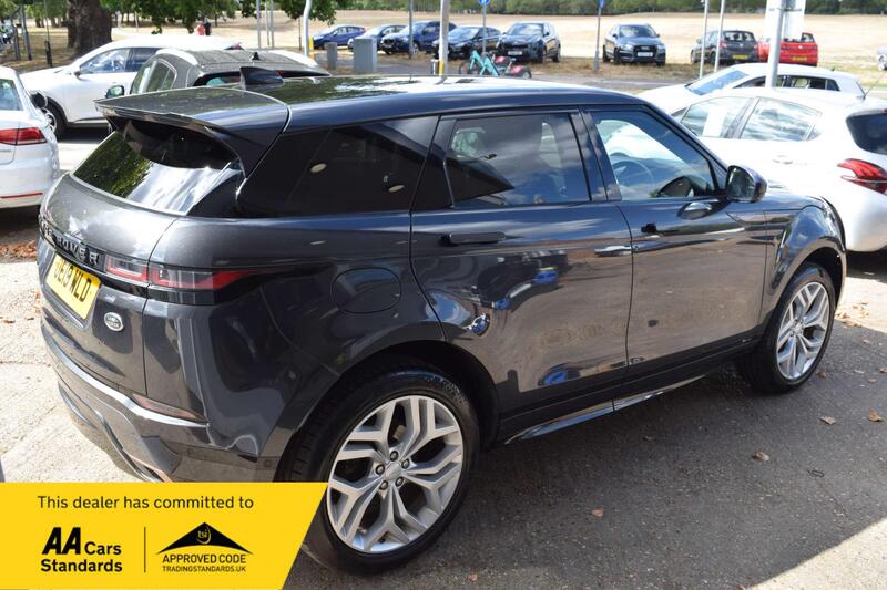 Land Rover Range Rover Evoque view 3