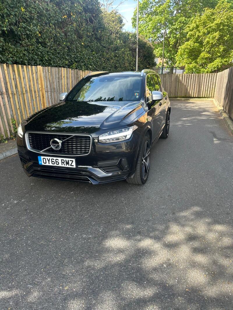 Volvo XC90 — photo 1