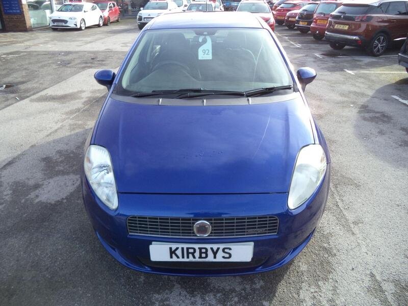 Fiat Grande Punto view 2