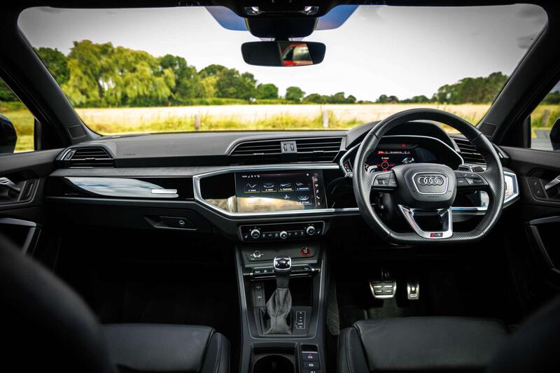Audi Audi RS Q3 view 3
