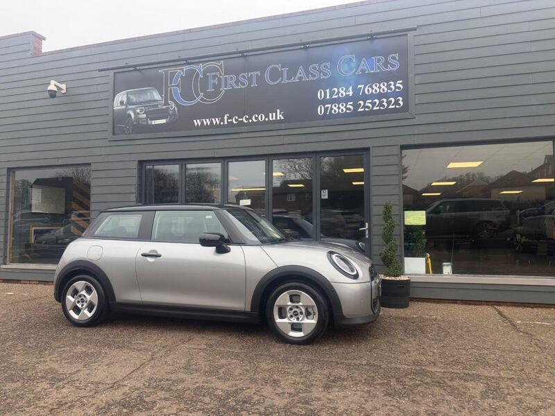 Mini Cooper view 5