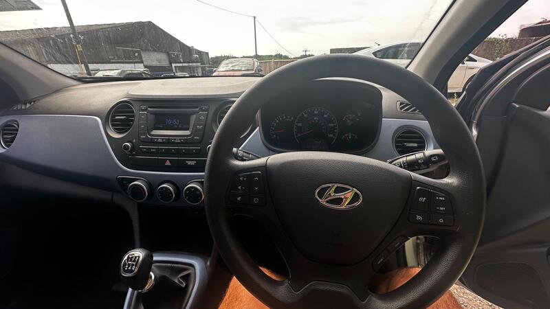 2014 Hyundai i10 — photo 9