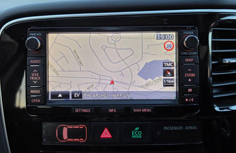 Mitsubishi Outlander 2.0h 12kWh GX4h CVT 4WD Euro 5 (s/s) 5dr thumbnail 42