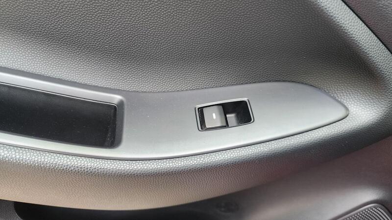 2015 Hyundai i20 — photo 35