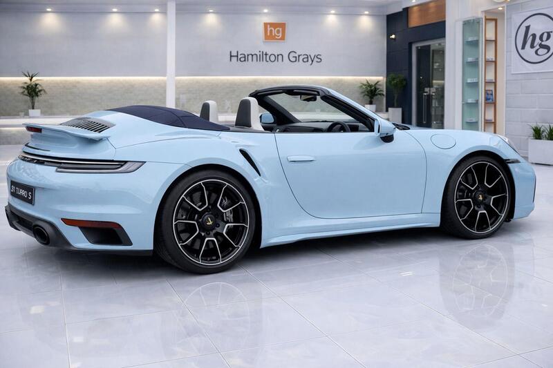 Porsche 911 view 6