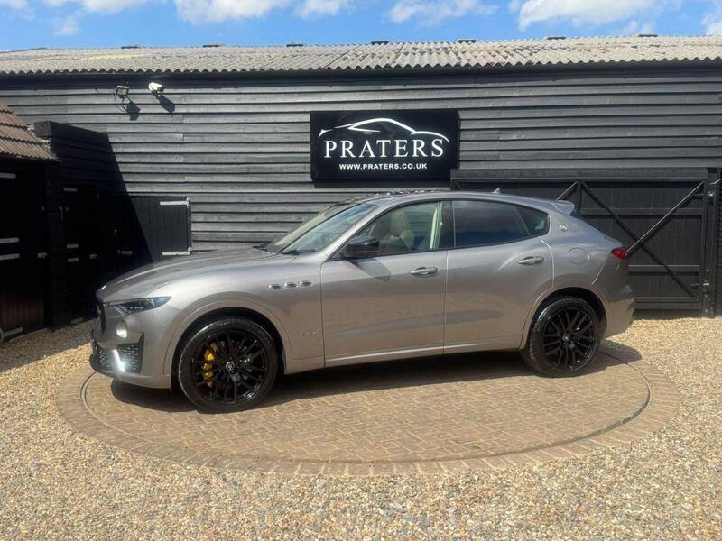 Maserati Levante view 6
