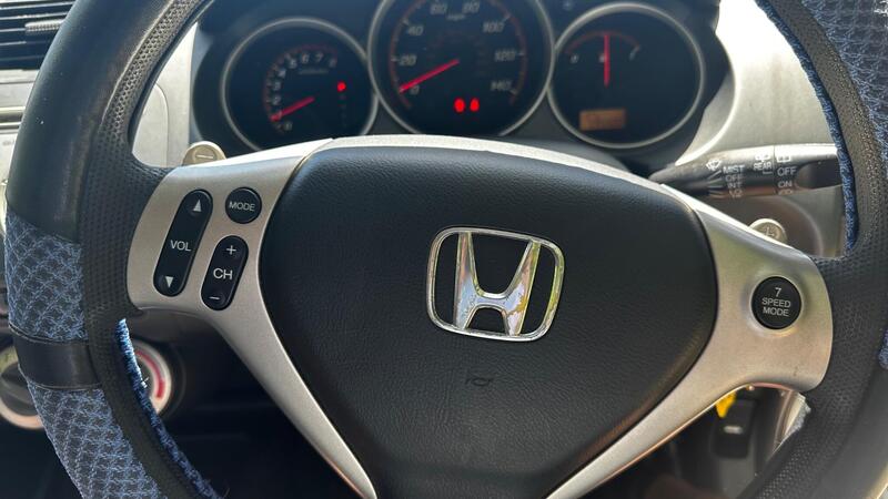 2005 Honda Jazz — photo 13