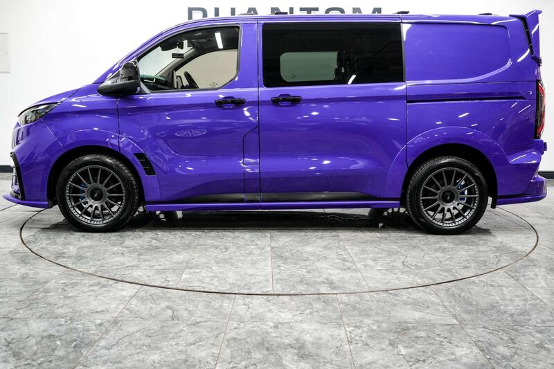 Ford Transit Custom view 3
