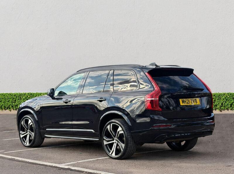 Volvo XC90 view 6